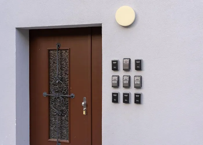 Betweenlakes 1st Floor East Apartment